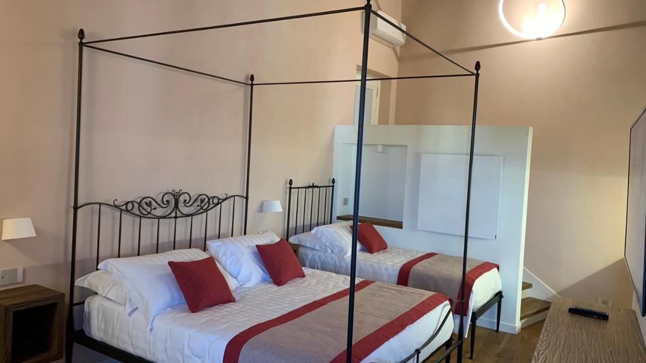 Dimora Del Leone Gaeta B&B 외부 사진